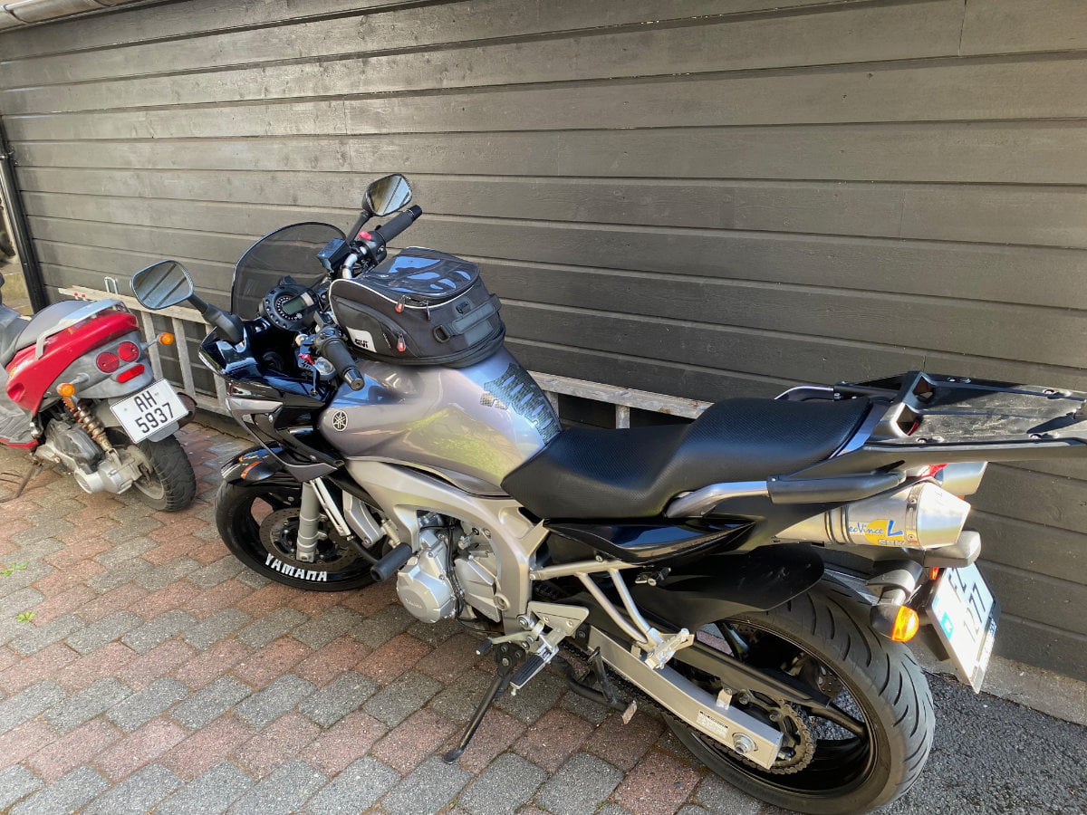 Yamaha FZ6